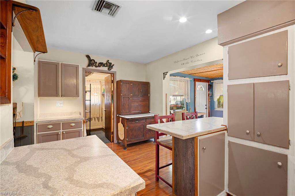 BAYSHORE GARDENS - Residential