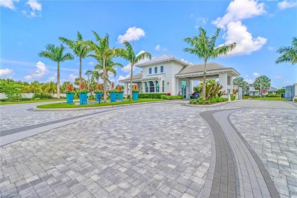 AZURE AT HACIENDA LAKES - Residential