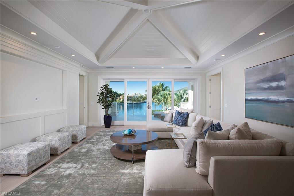 PARK SHORE - Residential