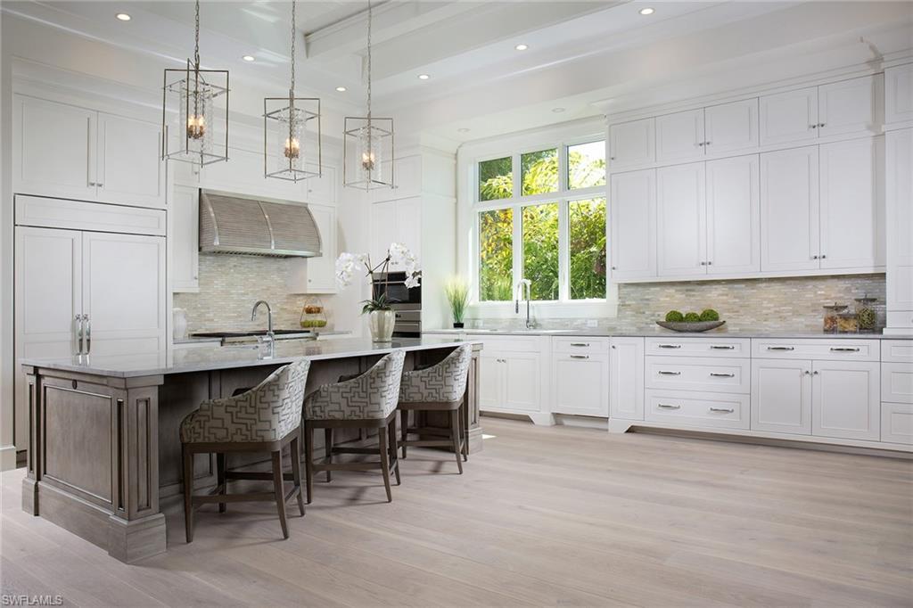 PARK SHORE - Residential