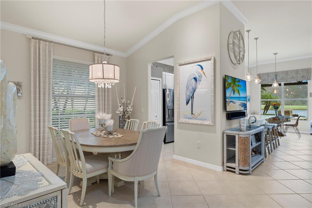 TWIN EAGLES - Residential