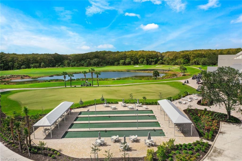 TWIN EAGLES - Residential