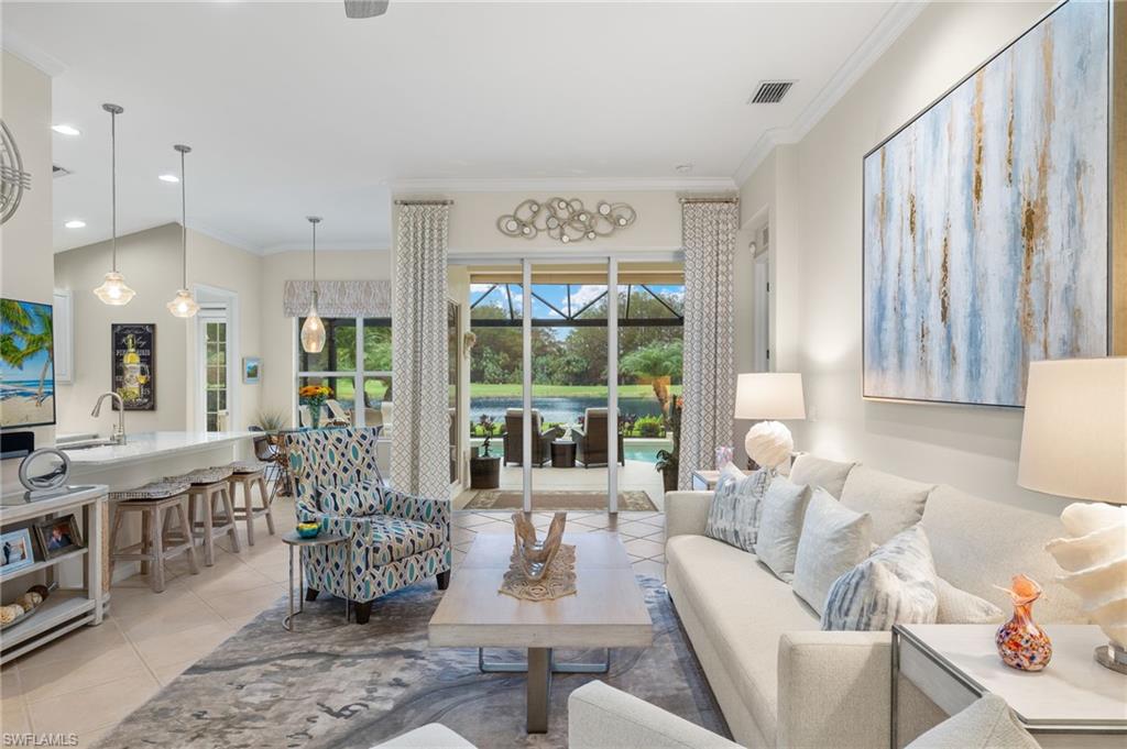 TWIN EAGLES - Residential