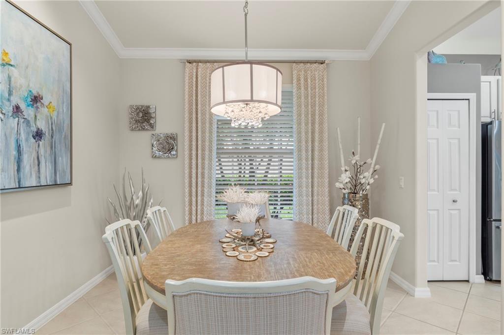 TWIN EAGLES - Residential