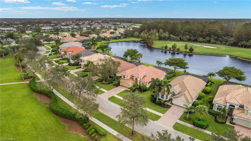 TWIN EAGLES - Residential