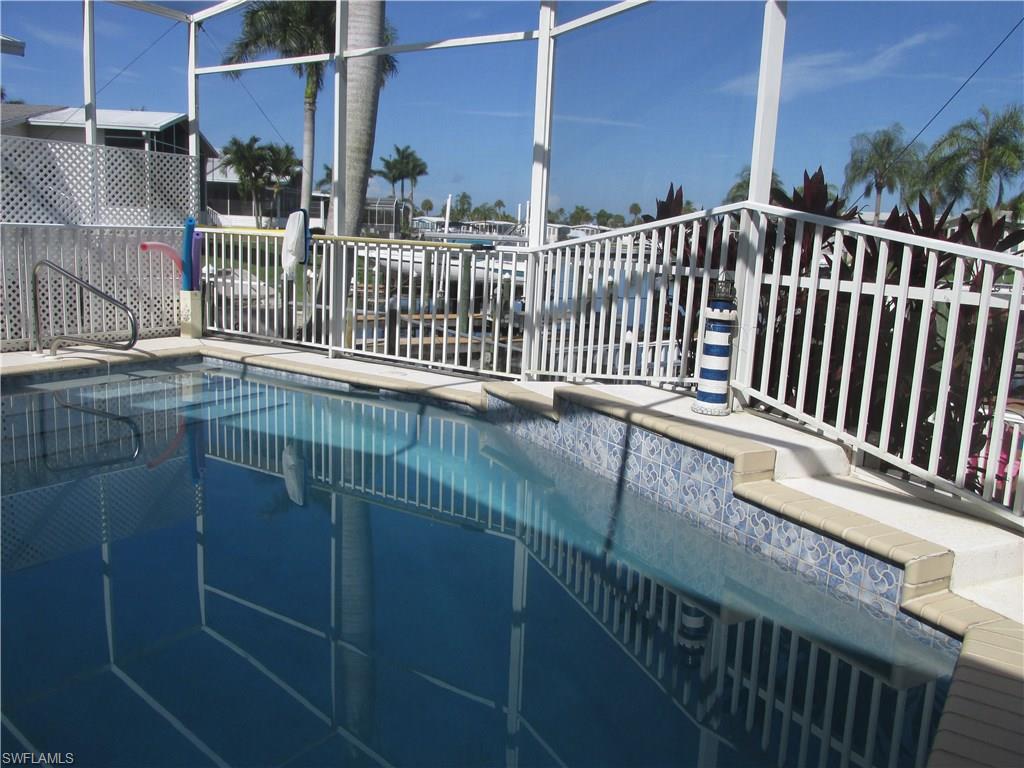 BAYSIDE ESTATES - Residential