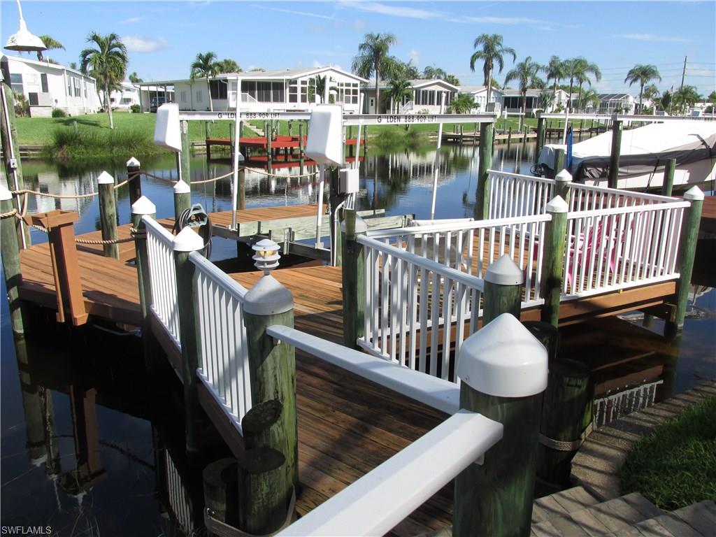 BAYSIDE ESTATES - Residential