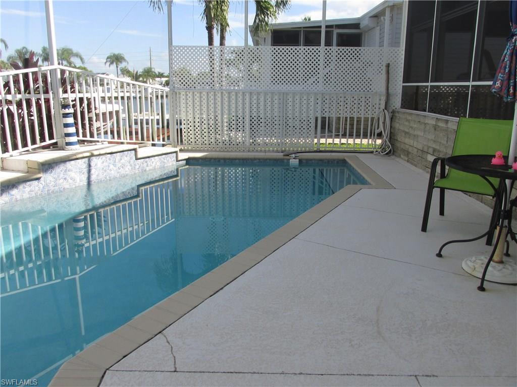 BAYSIDE ESTATES - Residential