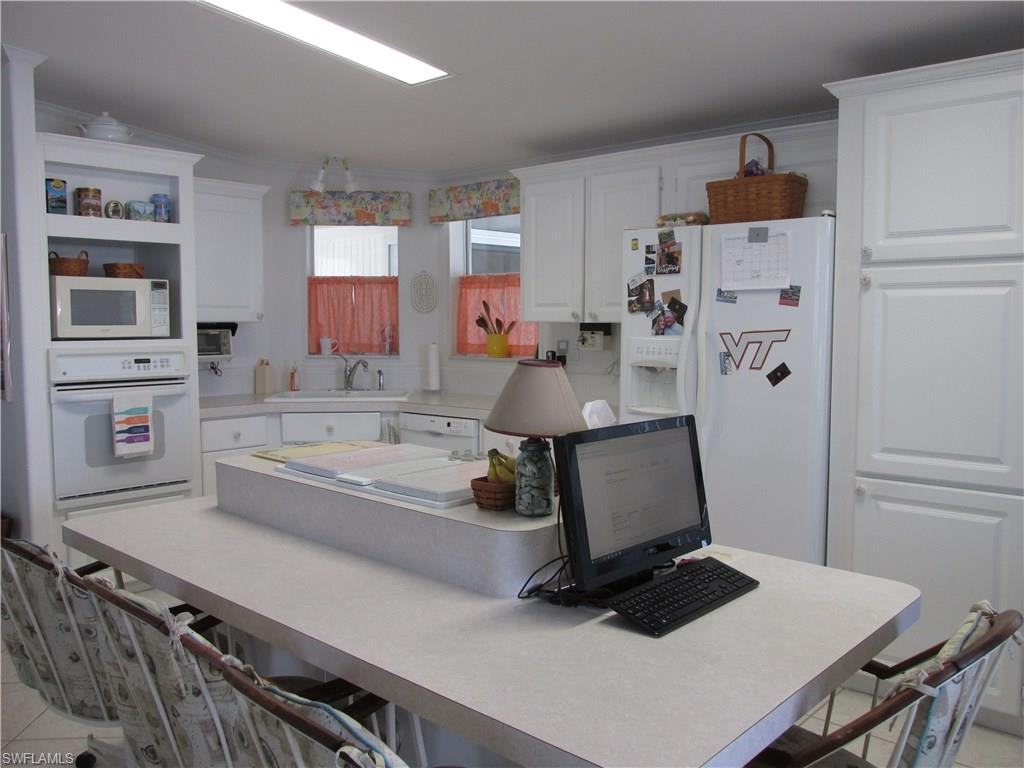 BAYSIDE ESTATES - Residential