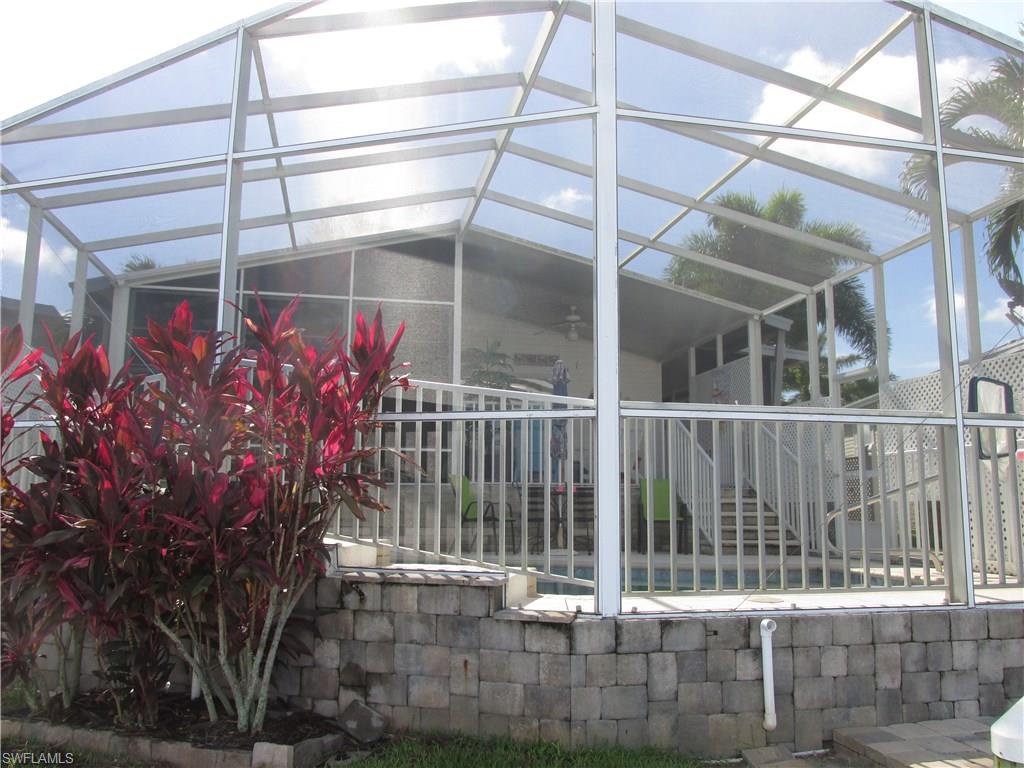 BAYSIDE ESTATES - Residential