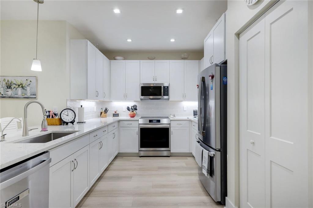 PARKWAY PRESERVE - Residential