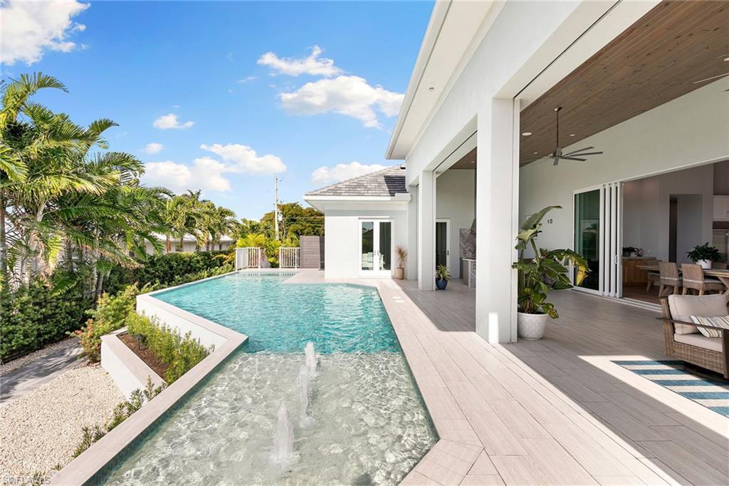 MARCO ISLAND - Residential