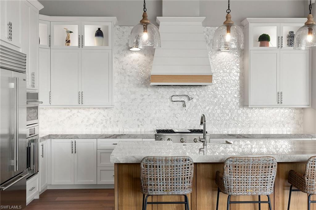 MARCO ISLAND - Residential