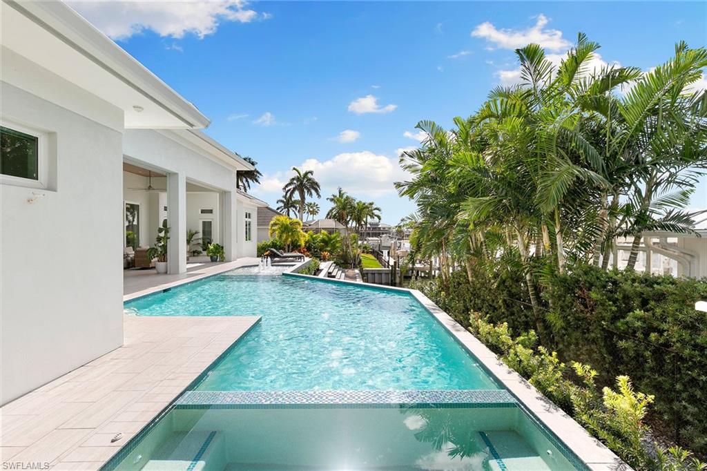 MARCO ISLAND - Residential