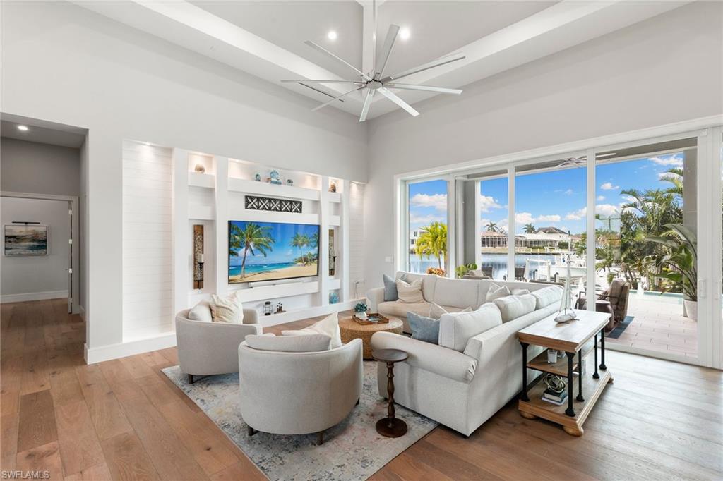 MARCO ISLAND - Residential