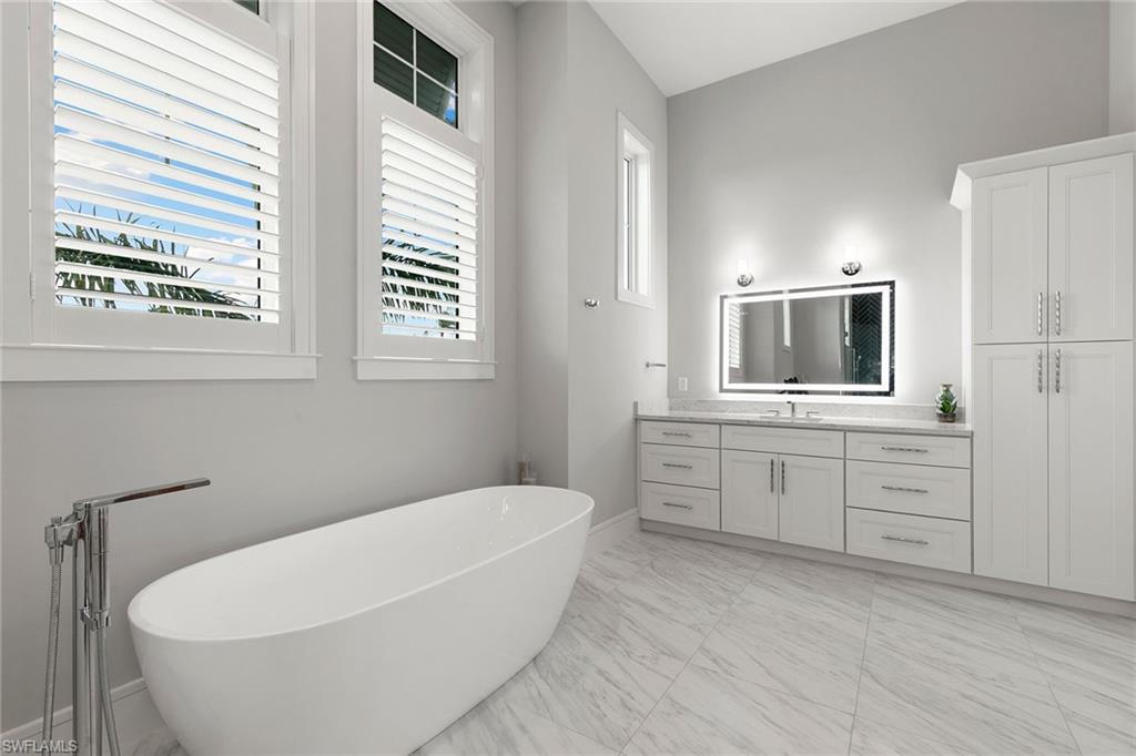 MARCO ISLAND - Residential