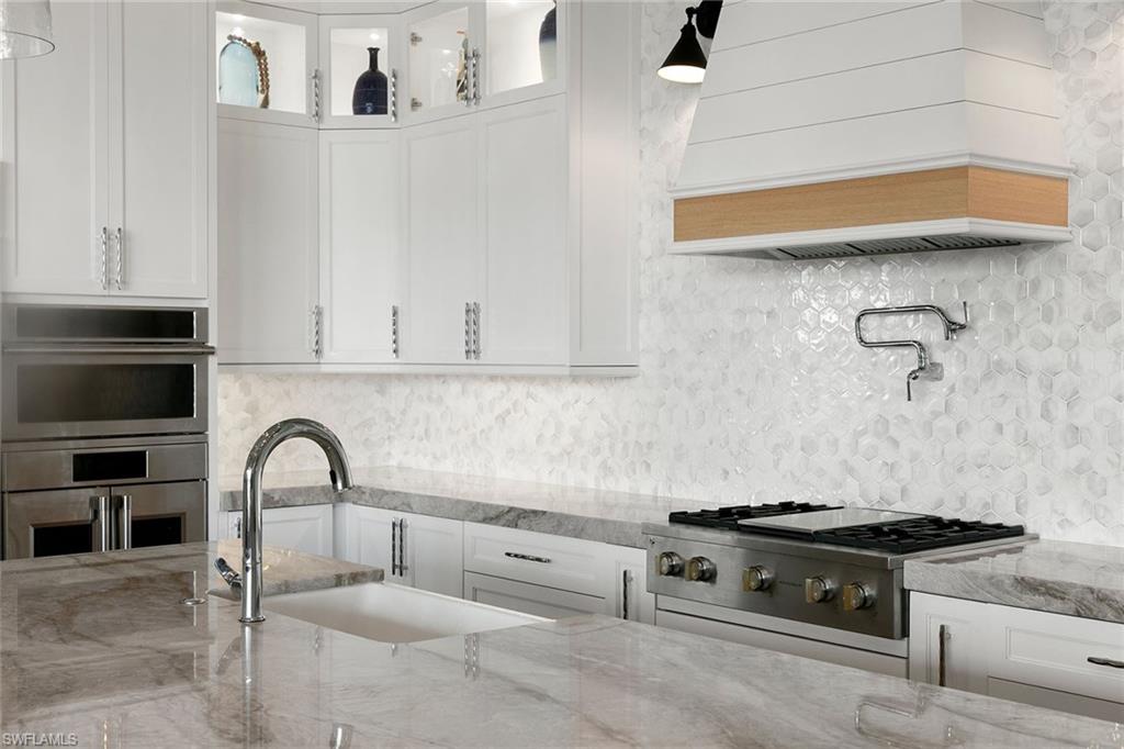 MARCO ISLAND - Residential