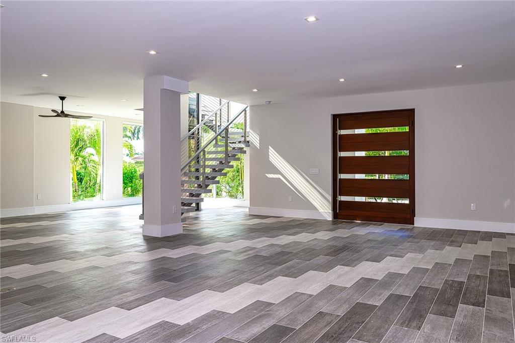 PARK SHORE - Residential