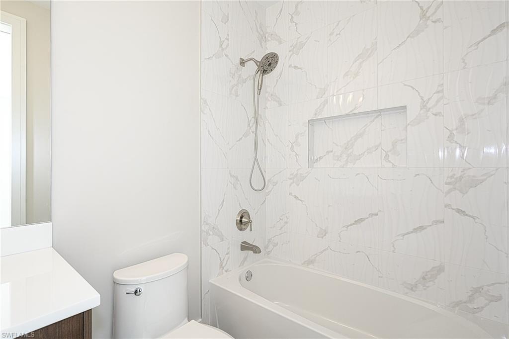 PARK SHORE - Residential