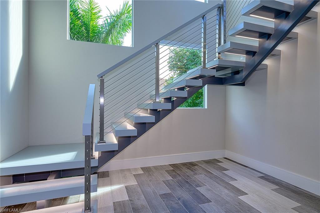 PARK SHORE - Residential