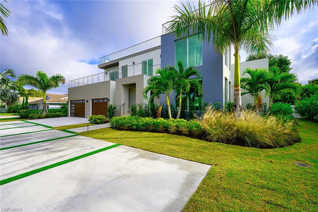 PARK SHORE - Residential