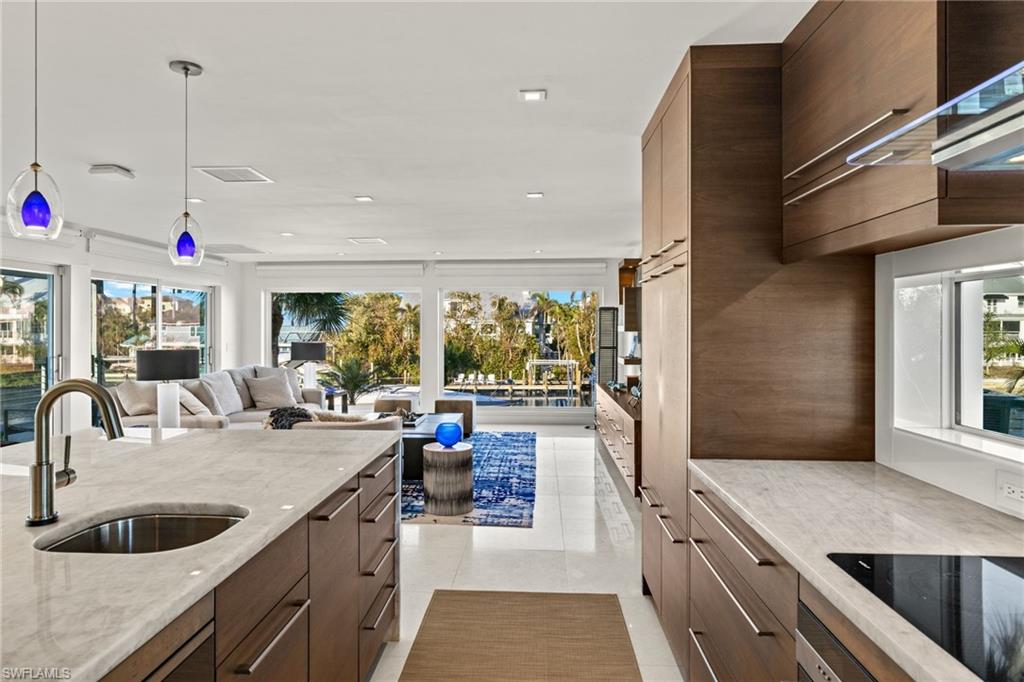 SANIBEL HARBOURS - Residential