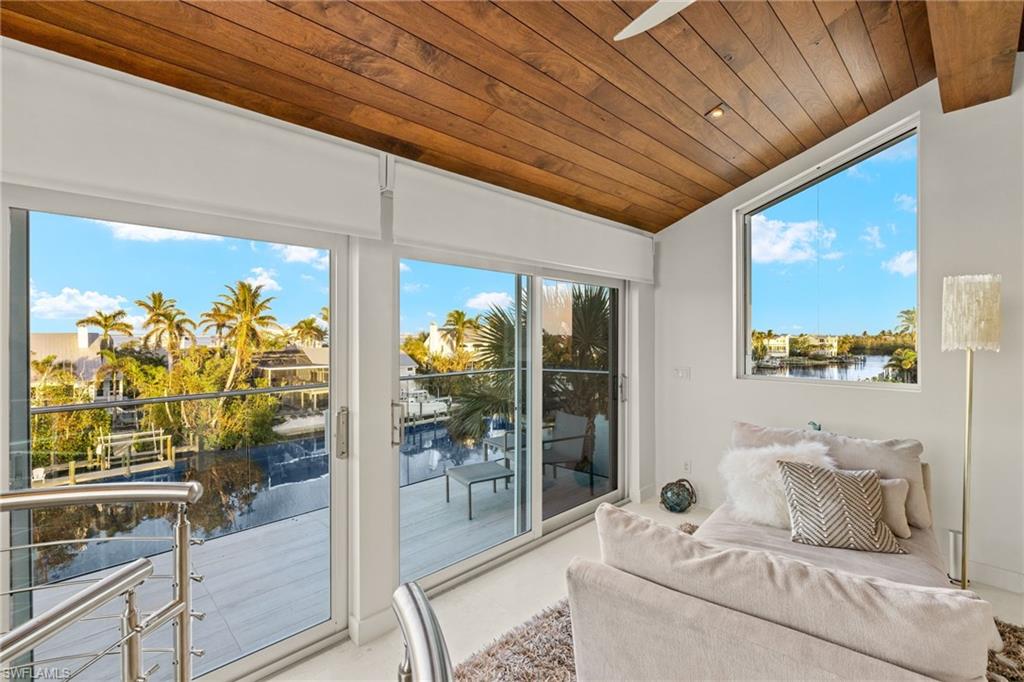 SANIBEL HARBOURS - Residential