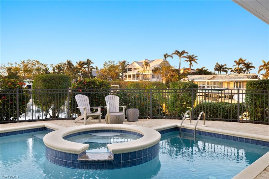 SANIBEL HARBOURS - Residential