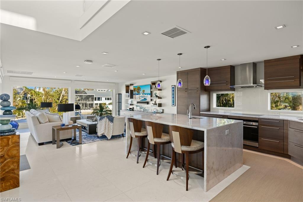 1290 Bay DR