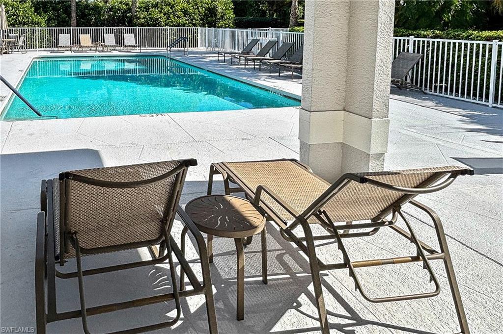 FAIRWAY ISLES - Residential