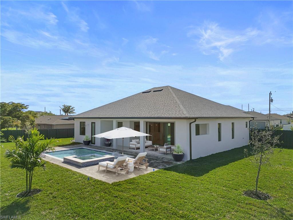 CAPE CORAL - Residential