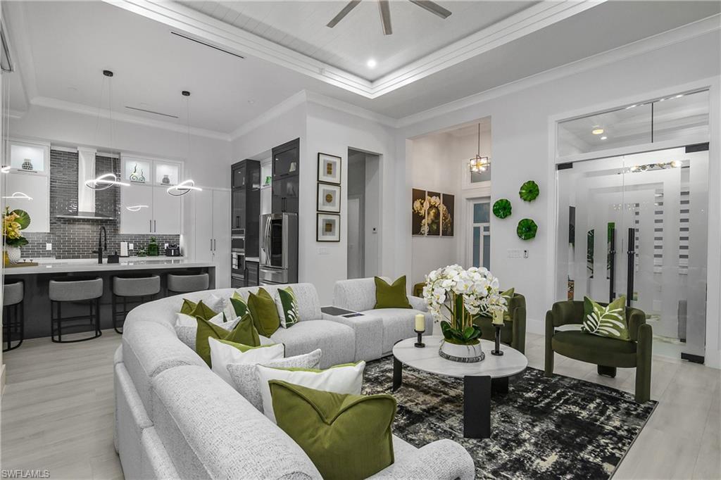 GOLDEN GATE ESTATES - Residential