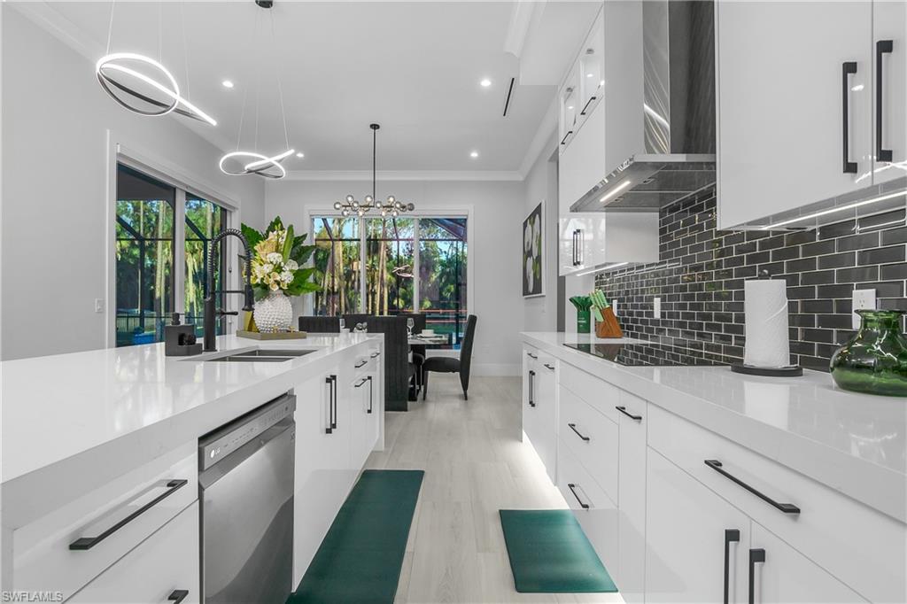 GOLDEN GATE ESTATES - Residential