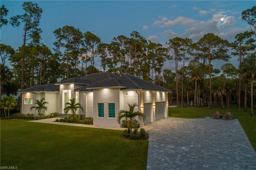 GOLDEN GATE ESTATES - Residential