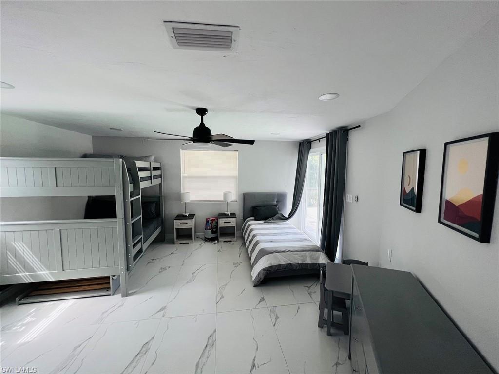 FLAMINGO ESTATES - Residential Lease