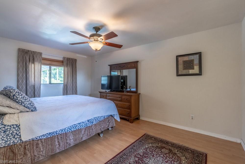 COUNTRY OAKS - Residential