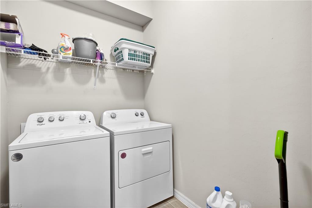 RIVERSIDE AVENUE VILLAS - Residential