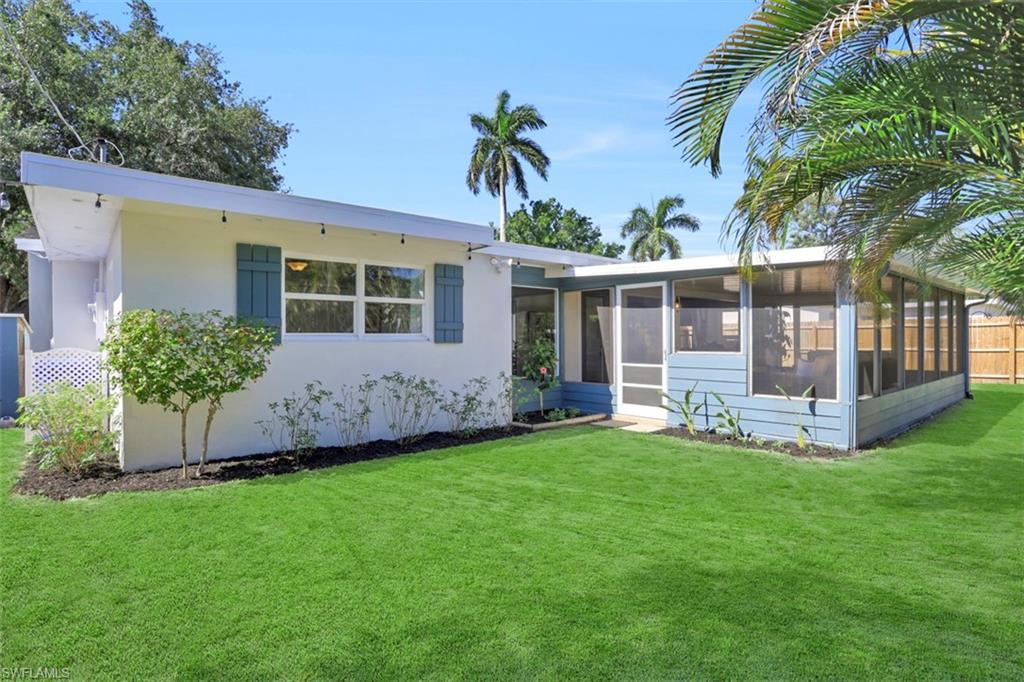 COLONIAL TERRACE - Residential