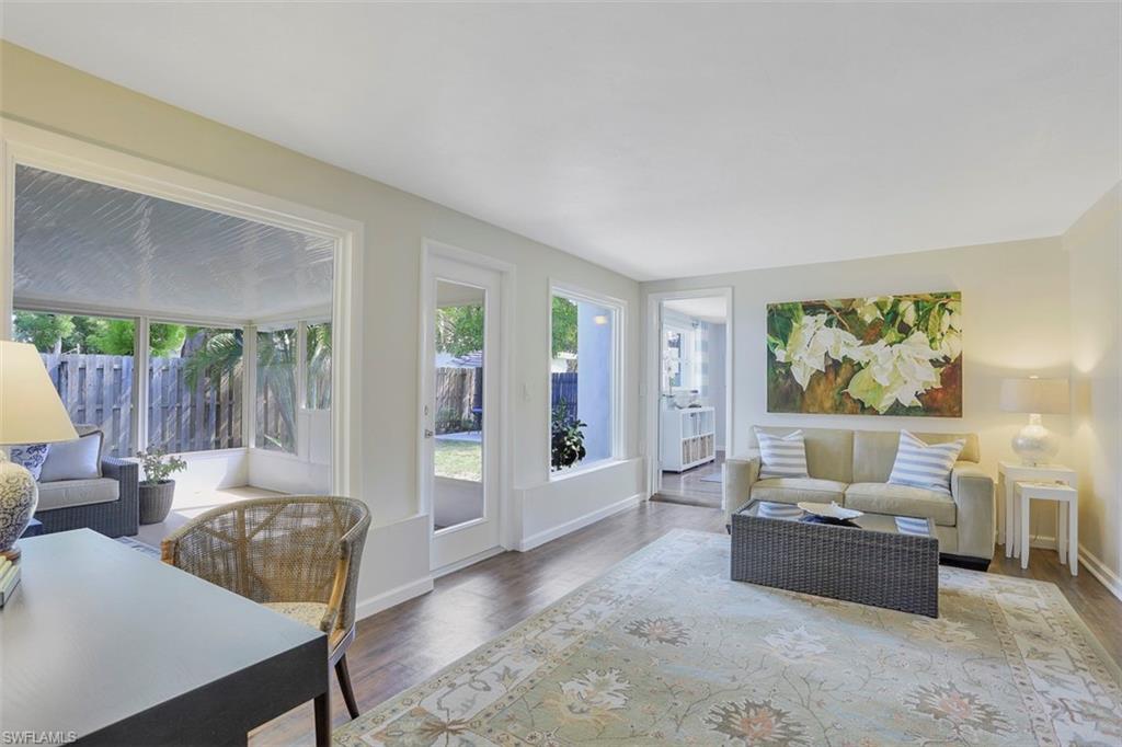 COLONIAL TERRACE - Residential