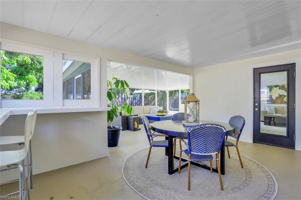 COLONIAL TERRACE - Residential