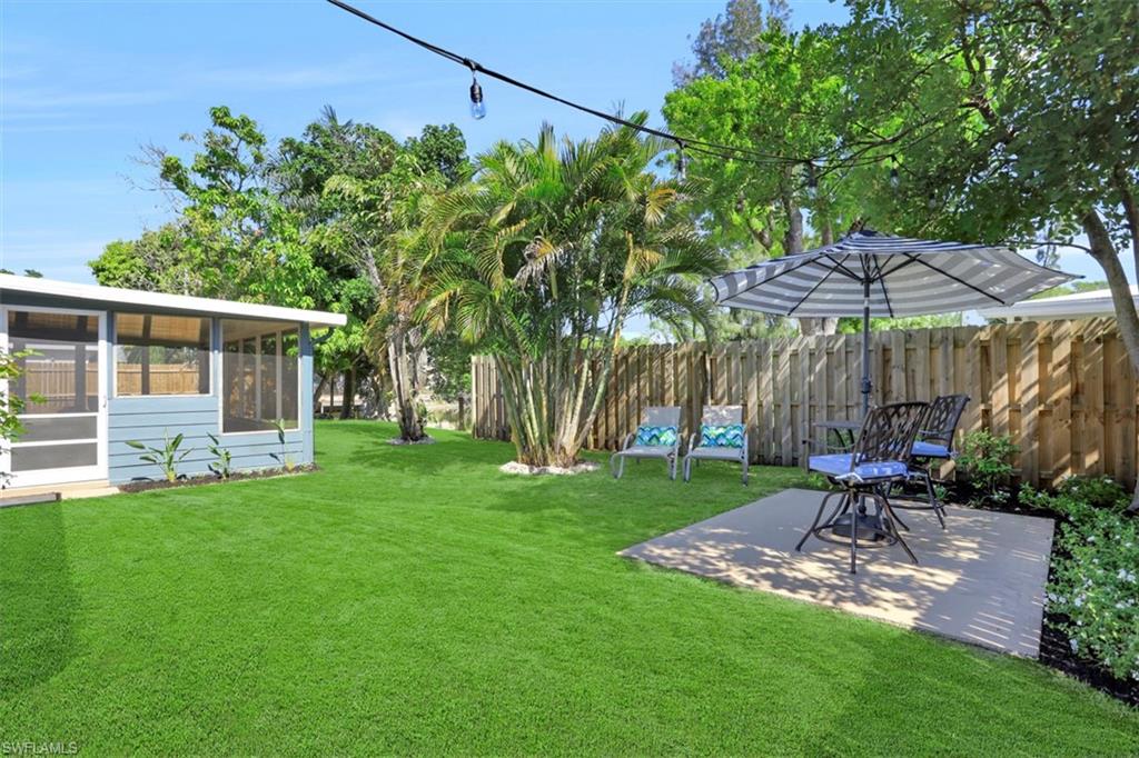 COLONIAL TERRACE - Residential