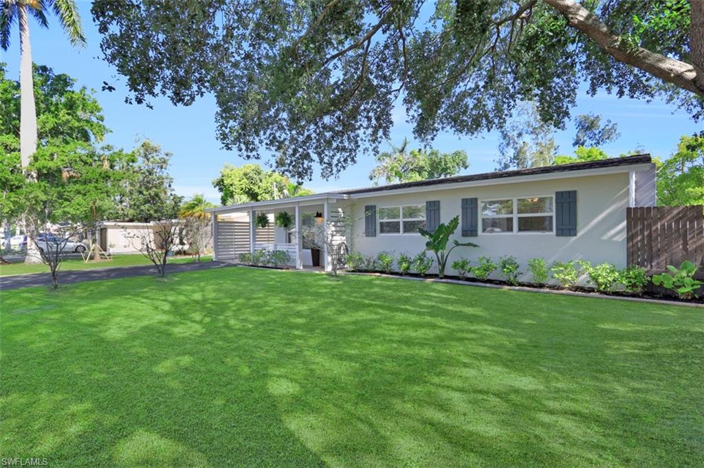 COLONIAL TERRACE - Residential