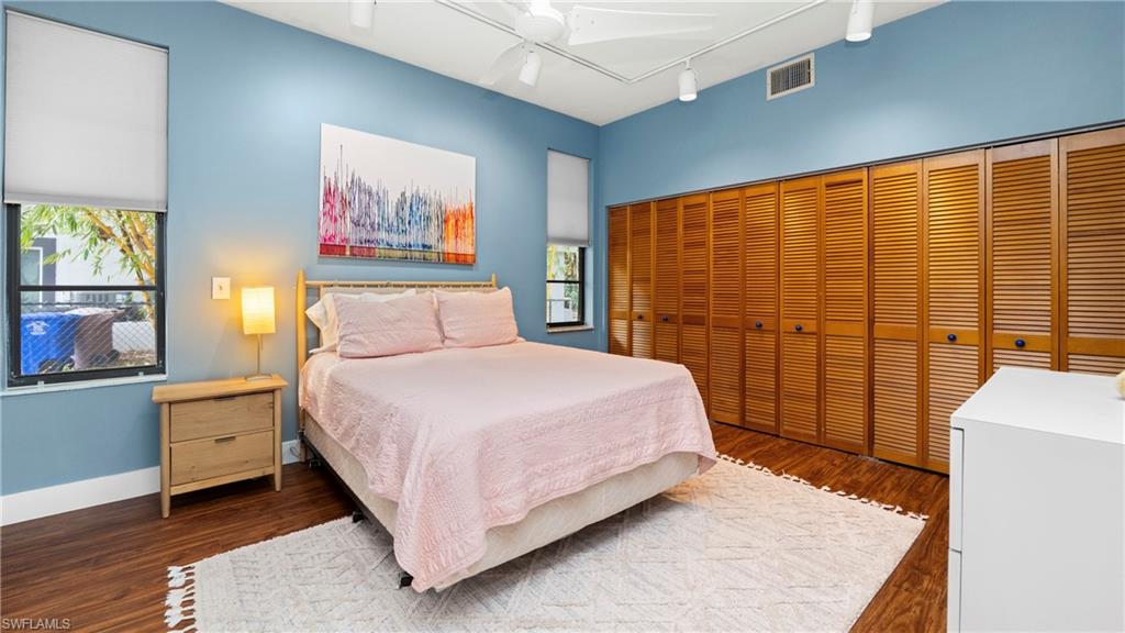 RIVERSIDE - Residential