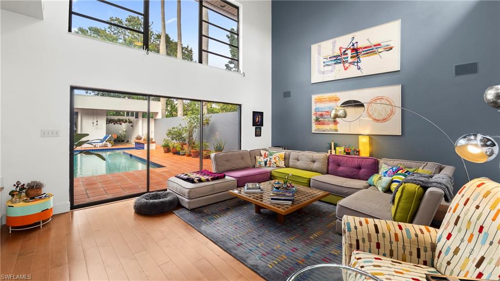 RIVERSIDE - Residential