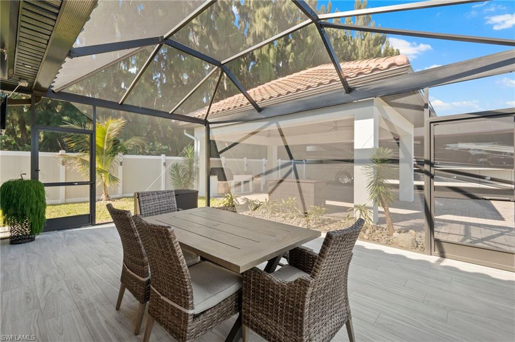 GOLDEN PALMS LUXURY MOTORCOACH RESORT - Land