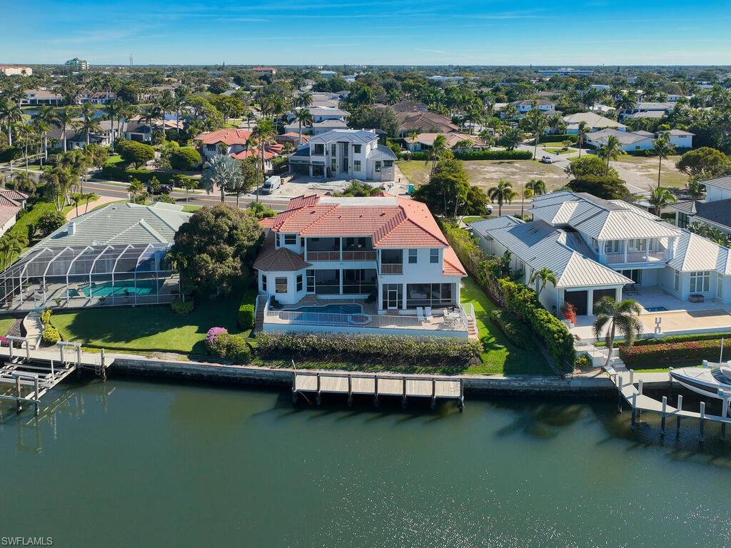 PARK SHORE - Residential