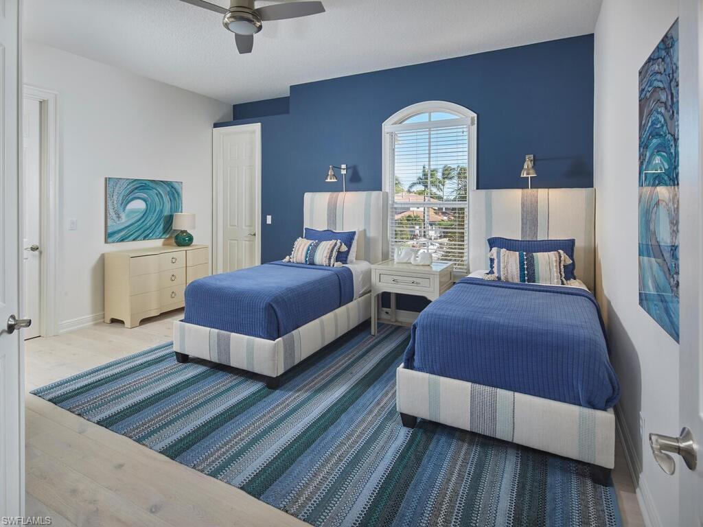 PARK SHORE - Residential