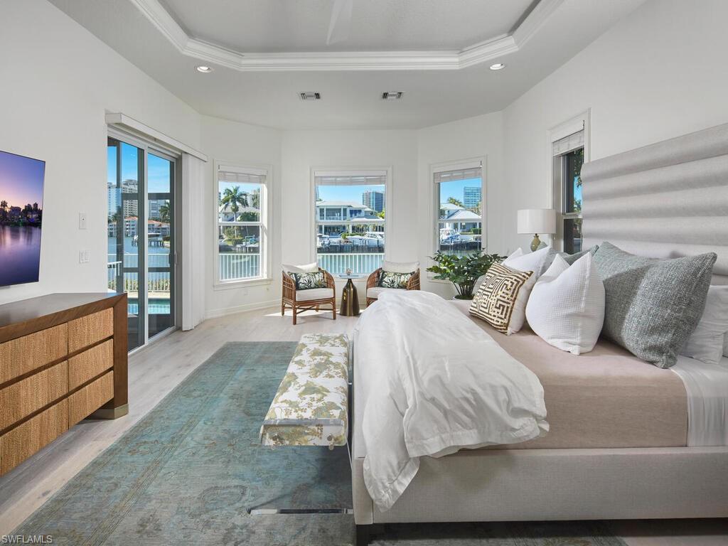 PARK SHORE - Residential