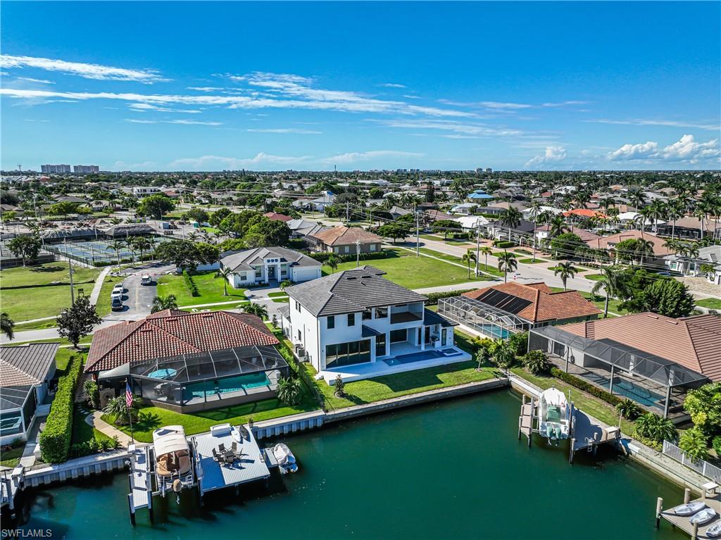 MARCO ISLAND - Residential