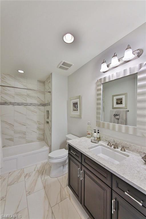 COACH HOMES AT LIVINGSTON LAKES - Residential Lease